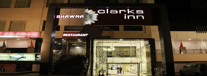 Bhawna Clarks Inn - Agra 01.jpg